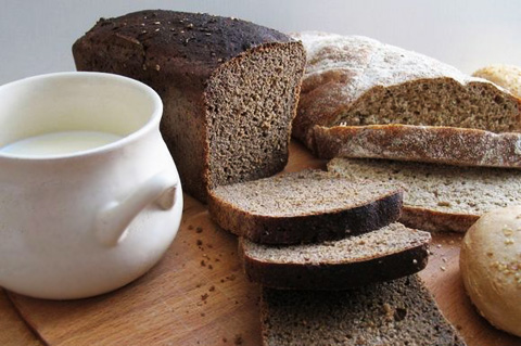 темные круги под глазами