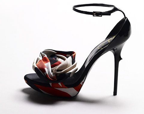 Ах, этот милый женский каблучек!