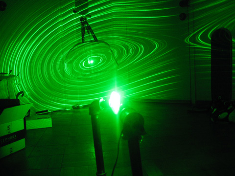 зеленый лист